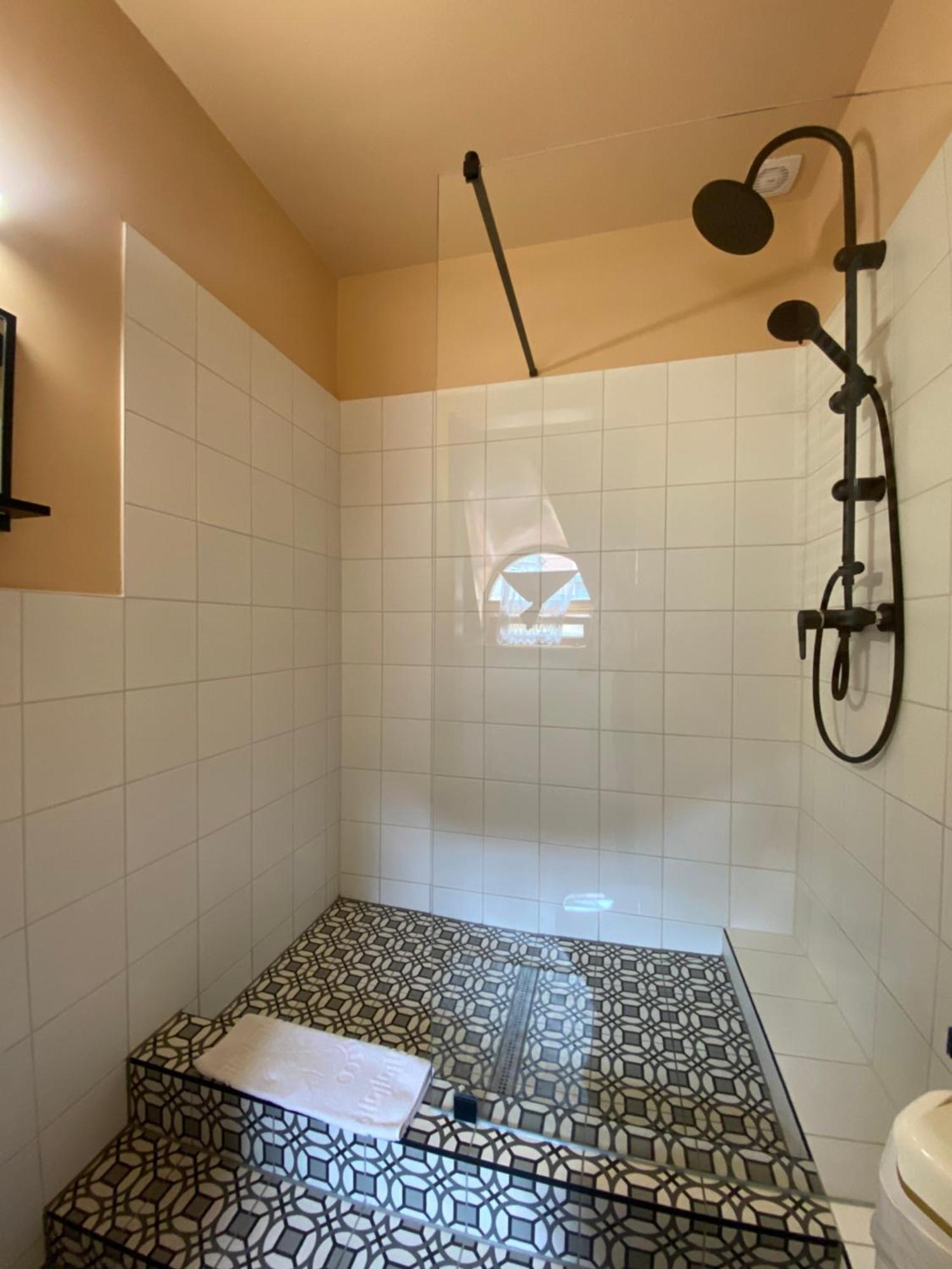 ジュール Katalinkert Panzio Bed & Breakfast エクステリア 写真