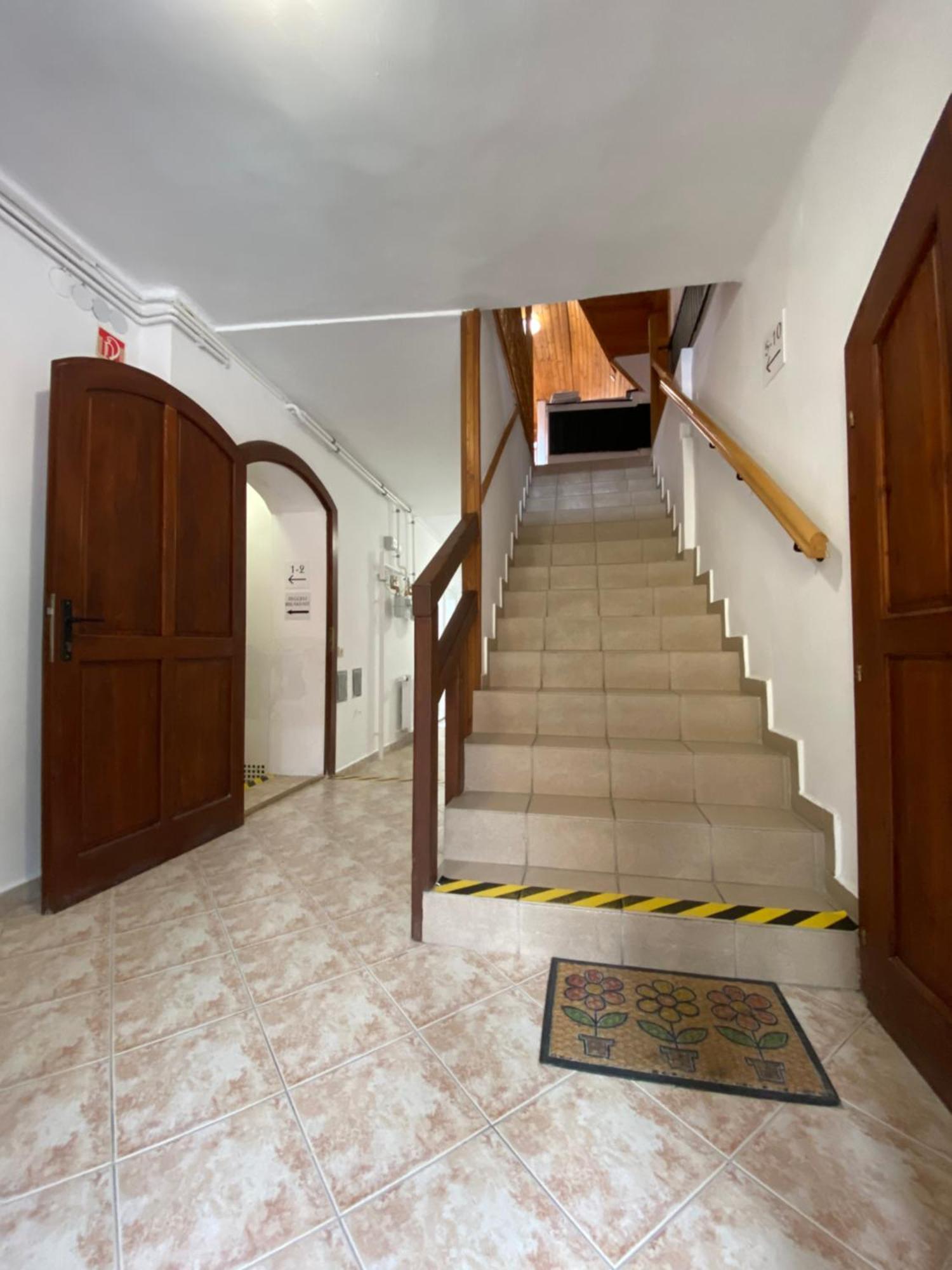 ジュール Katalinkert Panzio Bed & Breakfast エクステリア 写真